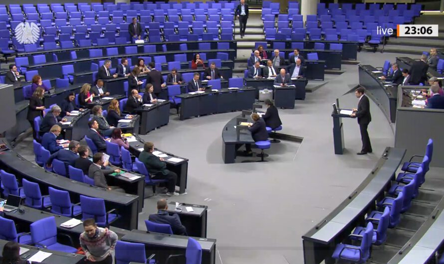 „Recht aufs Balkonkraftwerk“ nimmt die erste Hürde im Bundestag